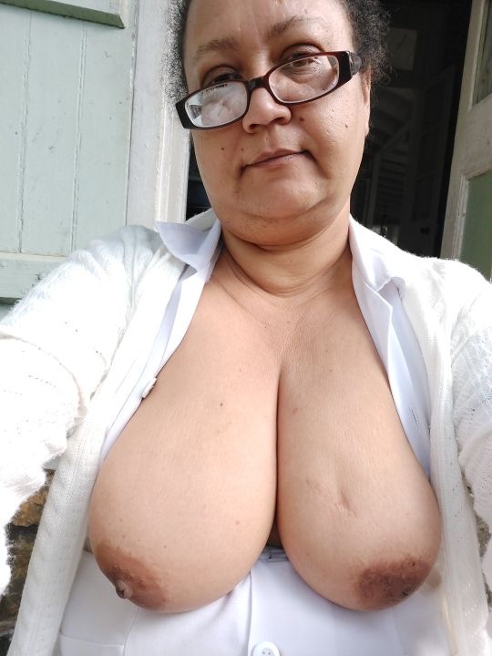 Veronique Naked At Work