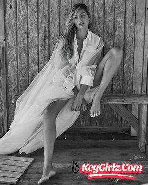 Sexy Nude Celebrity Sluts