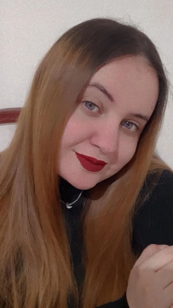 carolinefariabbw porca zuka