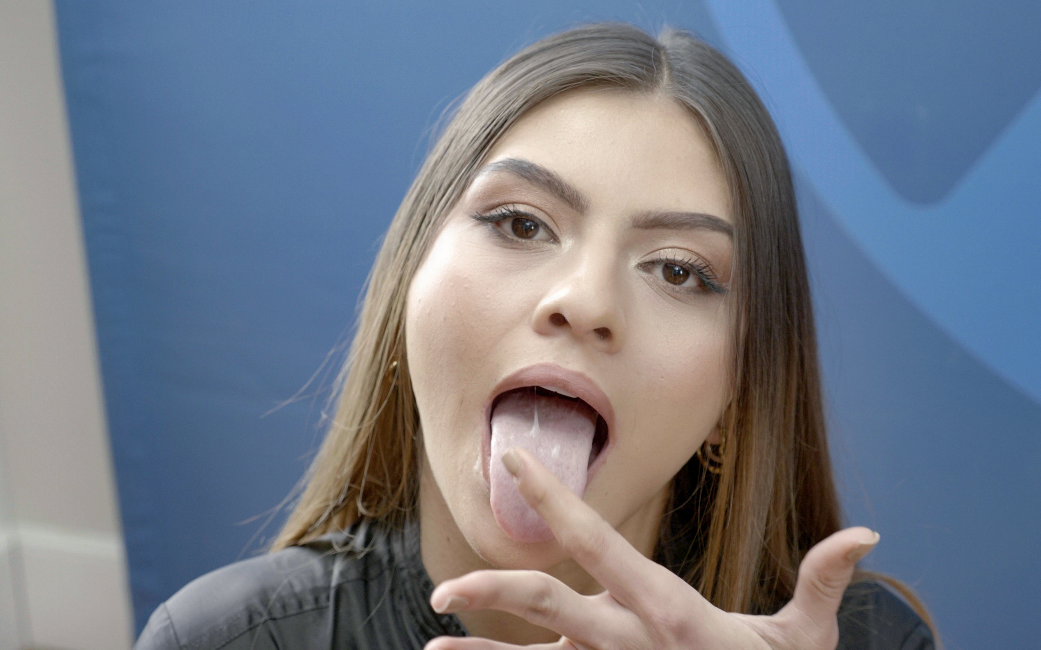 Senora Bukkake - Sulay Pino - Comuna 13 Medellin Colombia