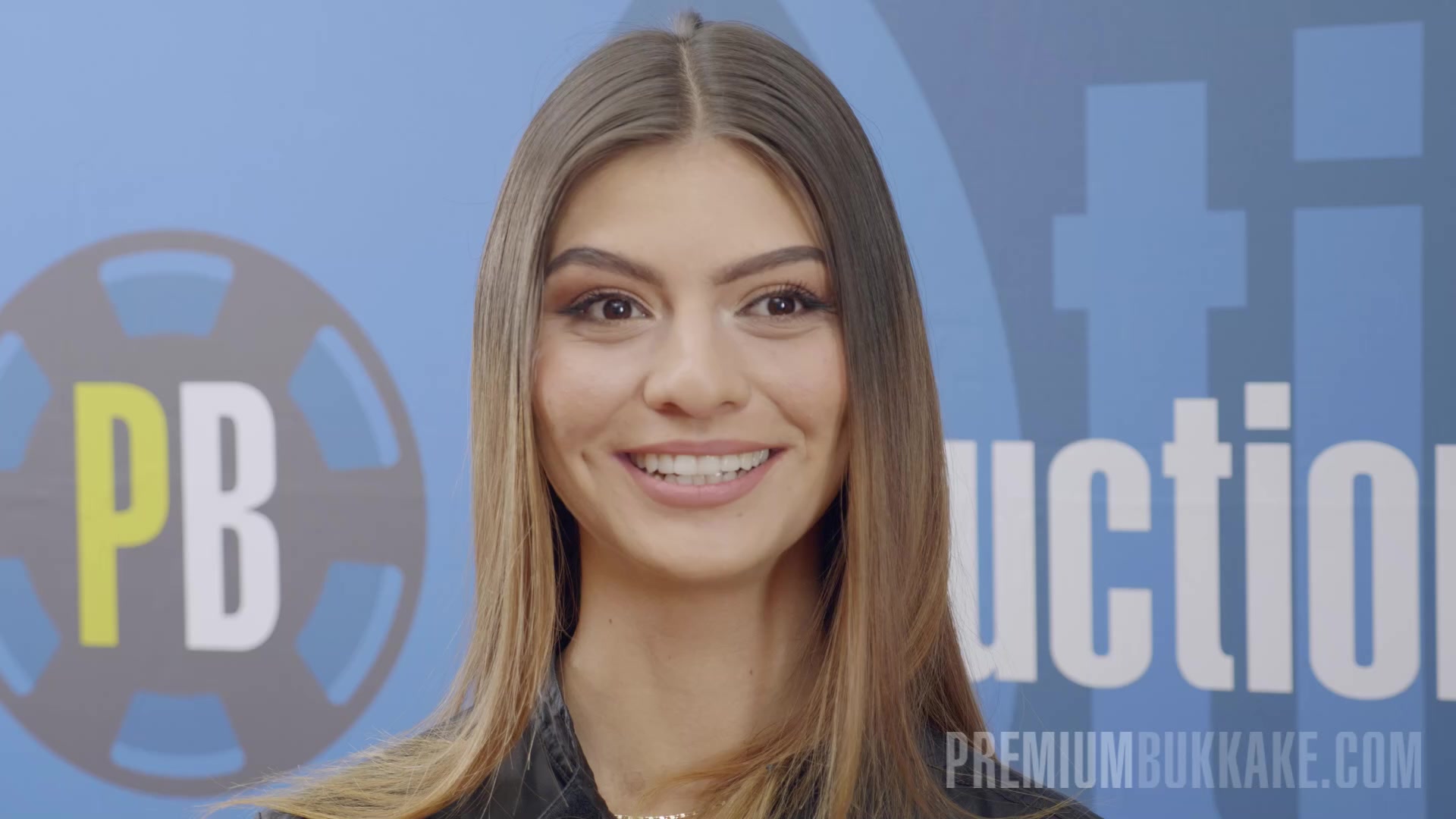 Senora Bukkake - Sulay Pino - Comuna 13 Medellin Colombia