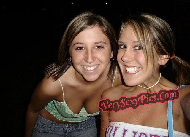 Boob Revolution! Stop Hiding Us! - Downblouse Collection