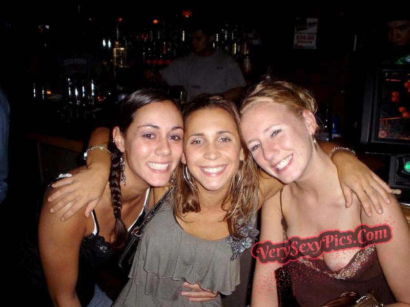 Boob Revolution! Stop Hiding Us! - Downblouse Collection