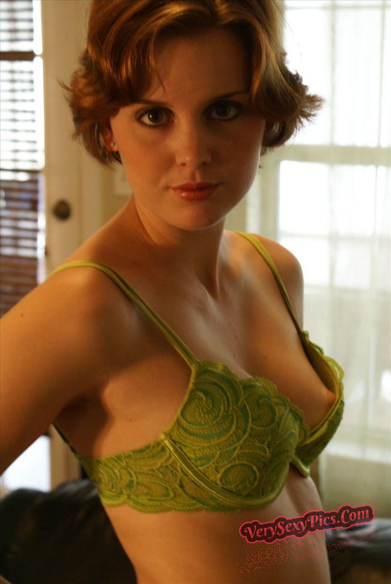 Boob Revolution! Stop Hiding Us! - Downblouse Collection