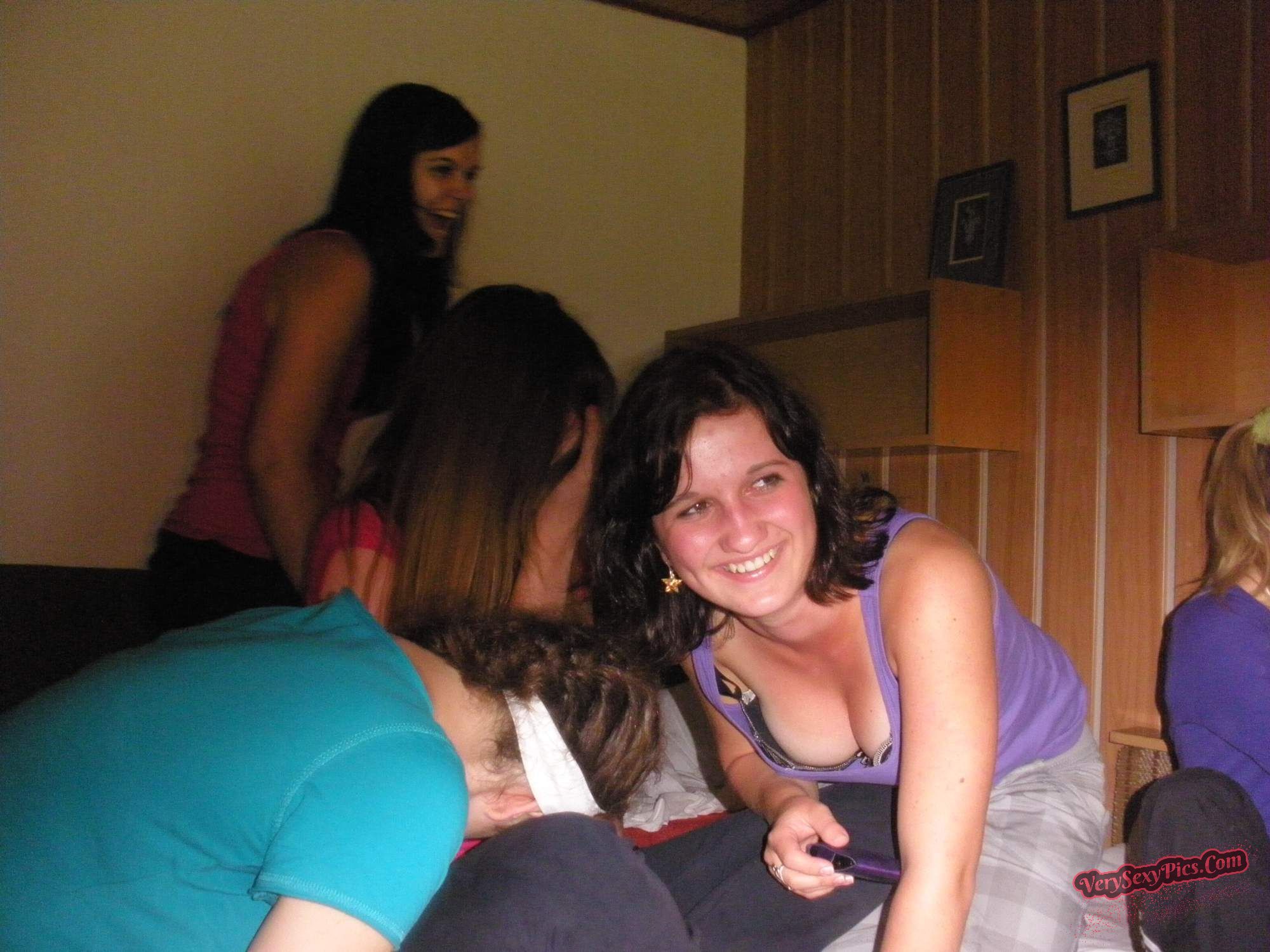 Boob Revolution! Stop Hiding Us! - Downblouse Collection