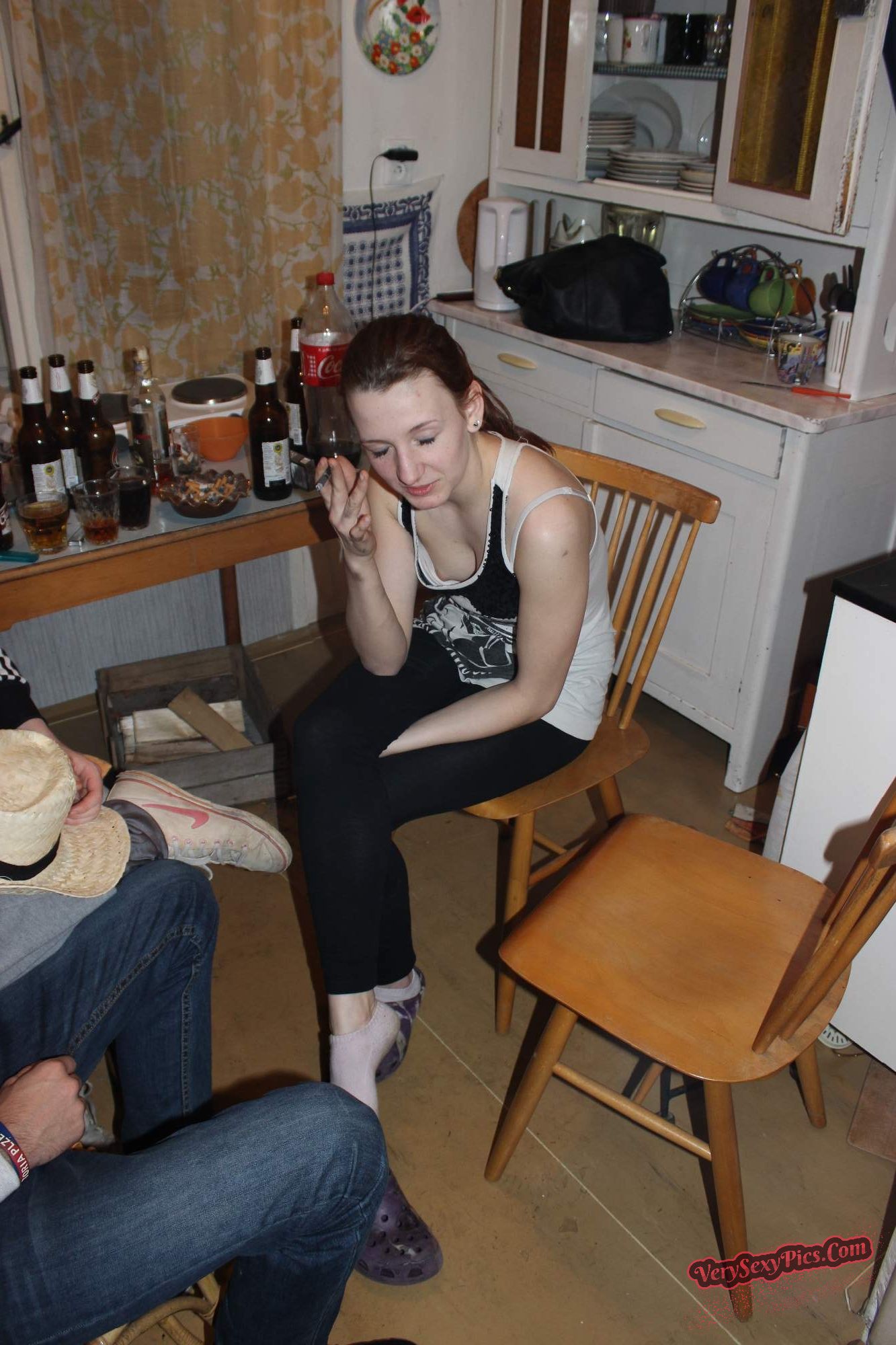 Boob Revolution! Stop Hiding Us! - Downblouse Collection