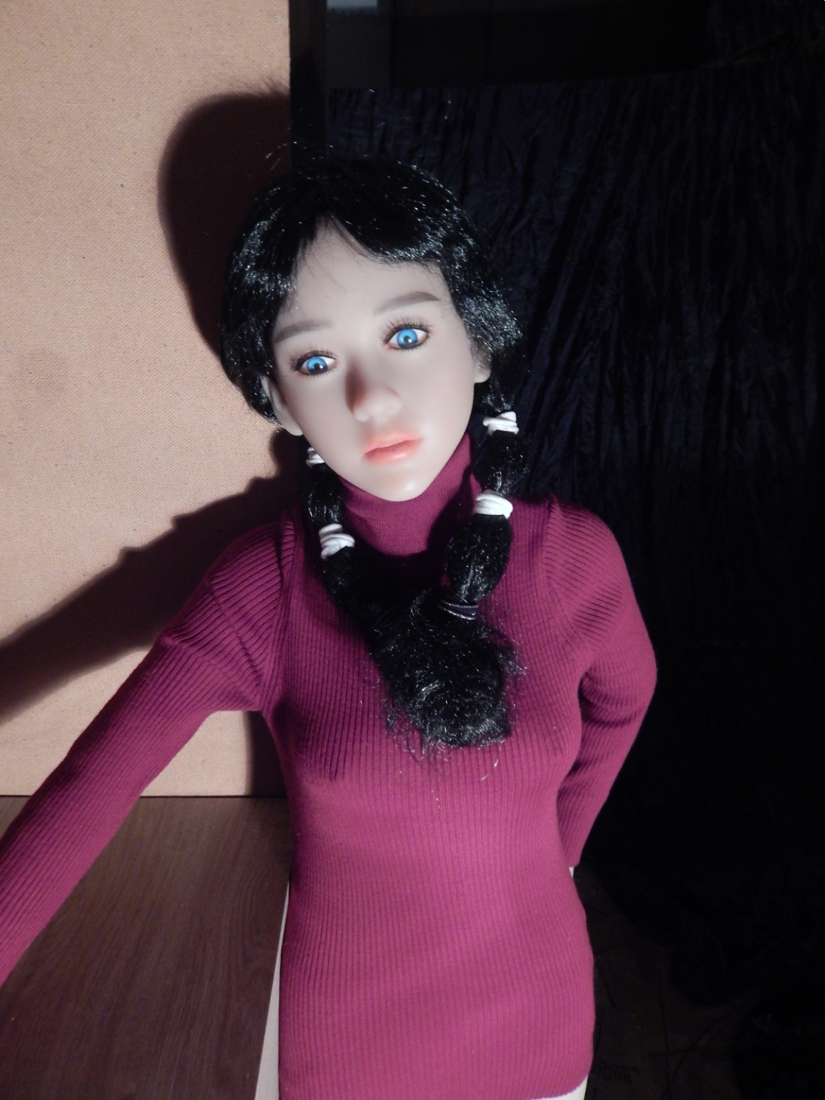 Family friend Ninel made a visit to us.