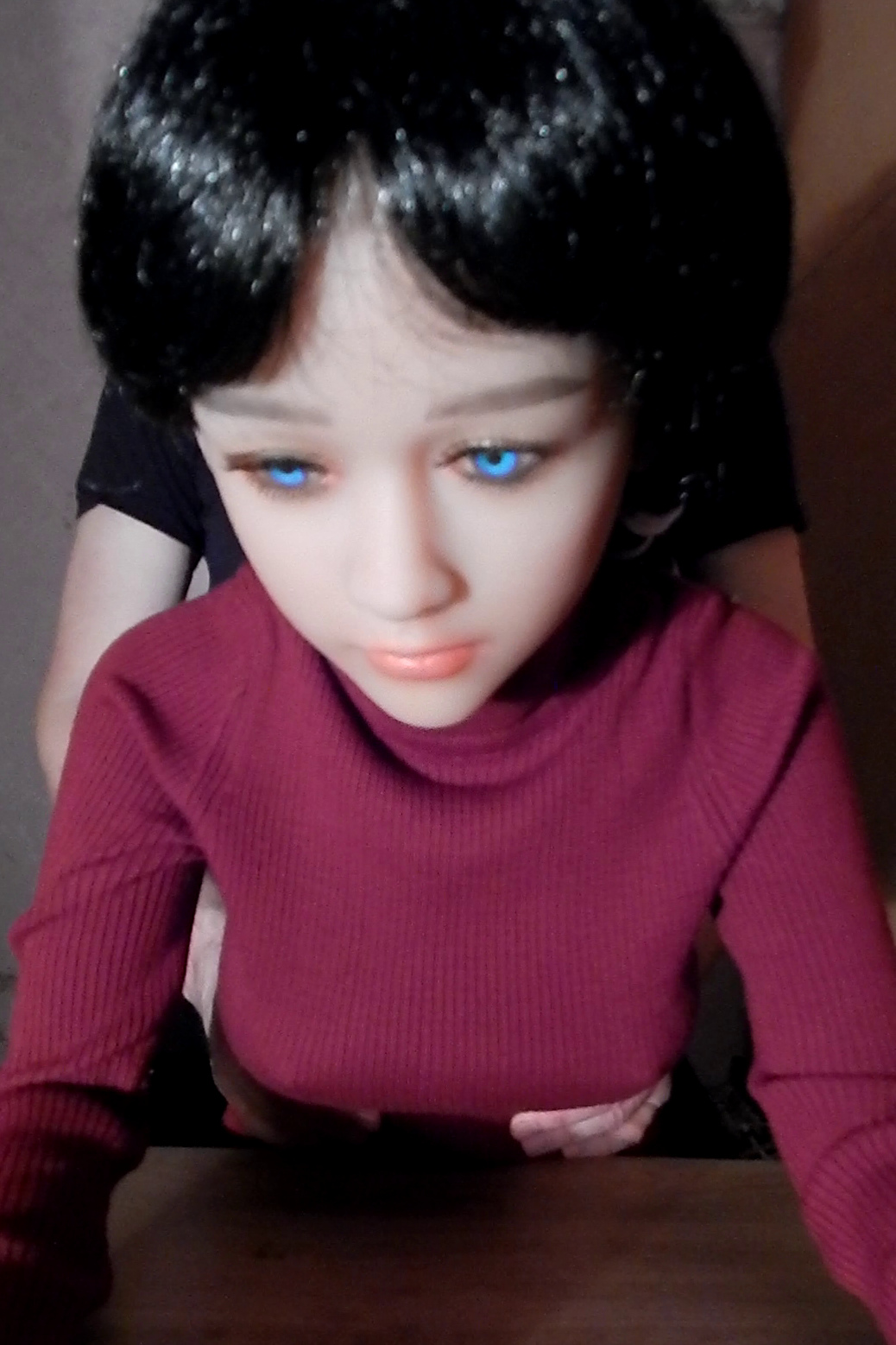 Family friend Ninel made a visit to us.