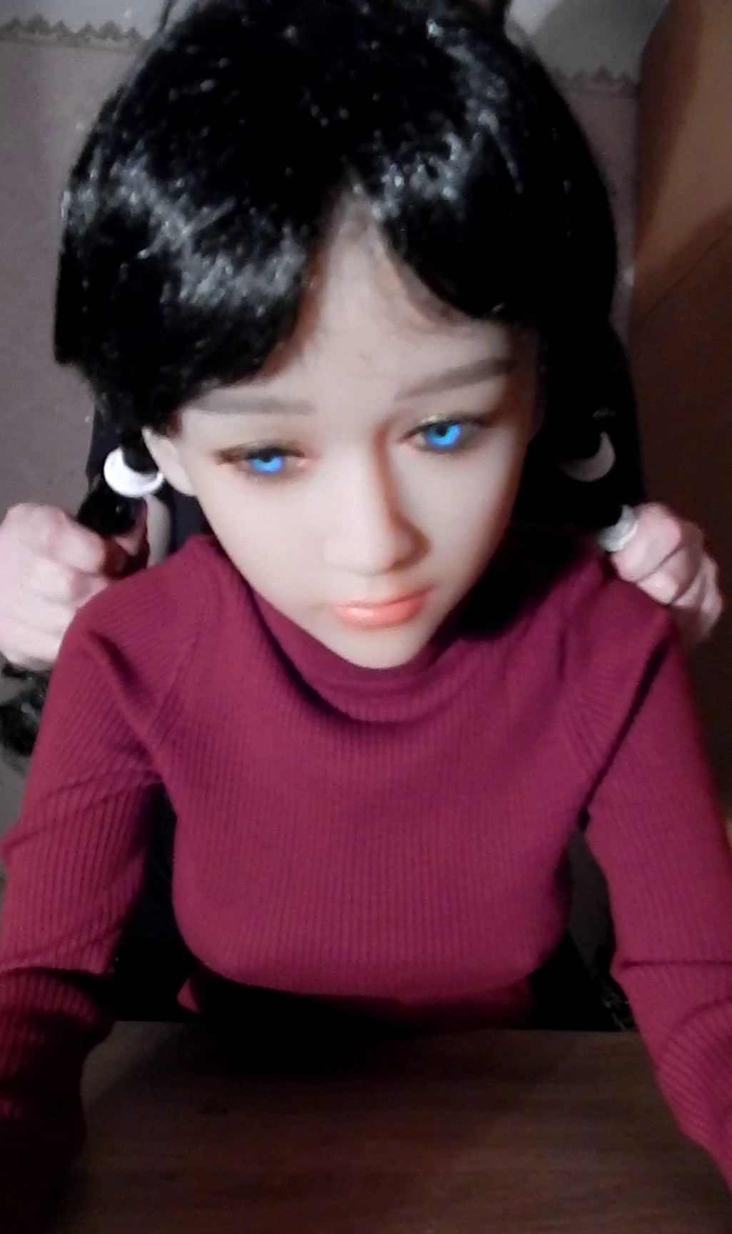 Family friend Ninel made a visit to us.