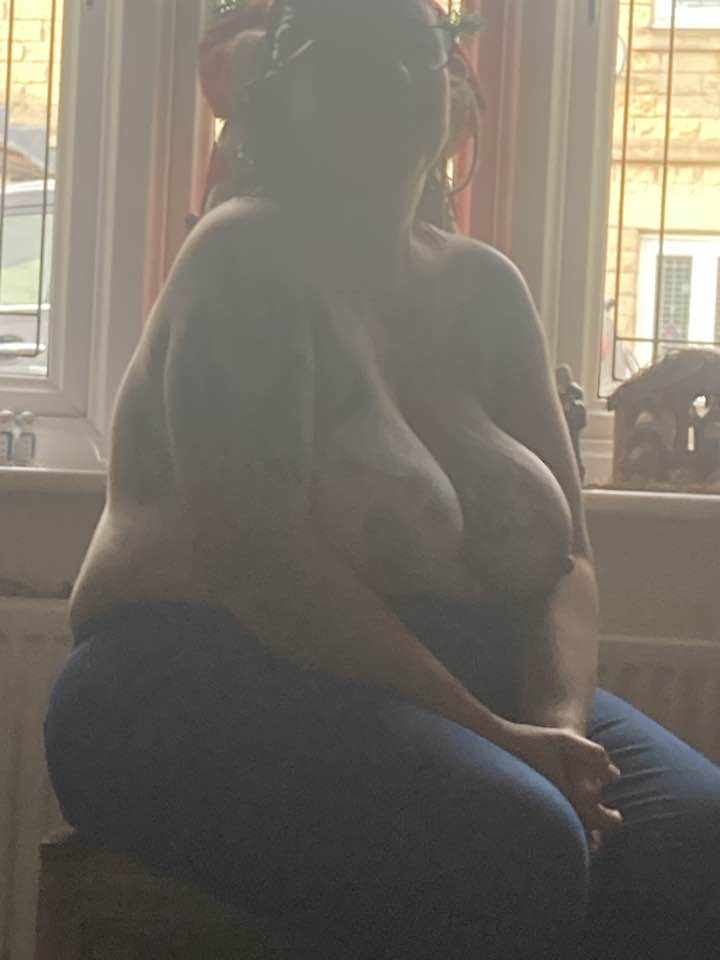 Saggy UK Slut Louise Jarvis