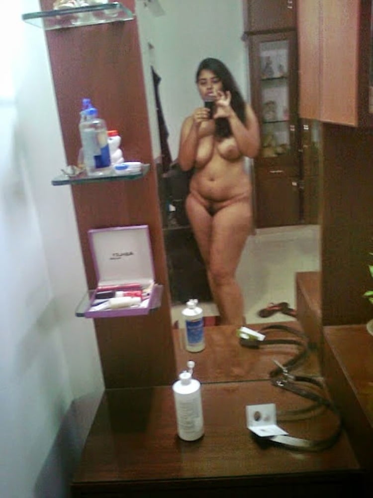 Beautiful supriya aunty