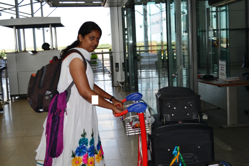 Busy fucking nude aunty Indian