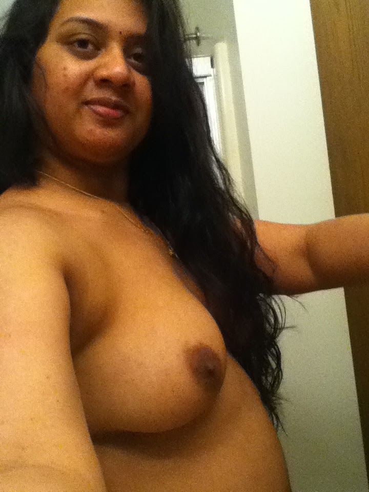 Busy fucking nude aunty Indian