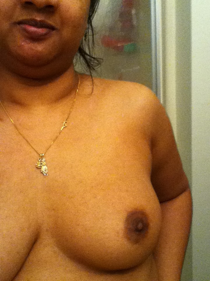 Busy fucking nude aunty Indian