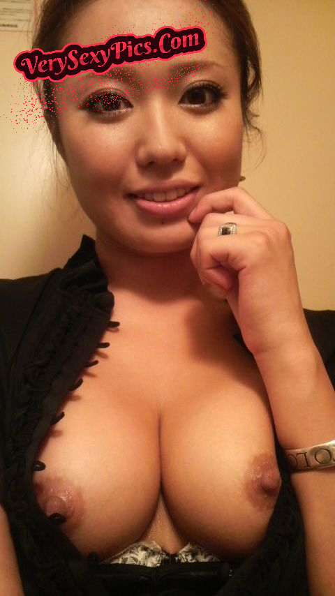 2. Naked Asian Porn Babes Ultimate Collection