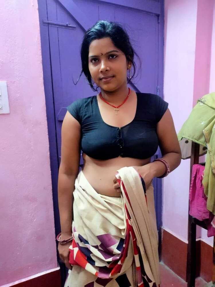 Hot village bhabhi