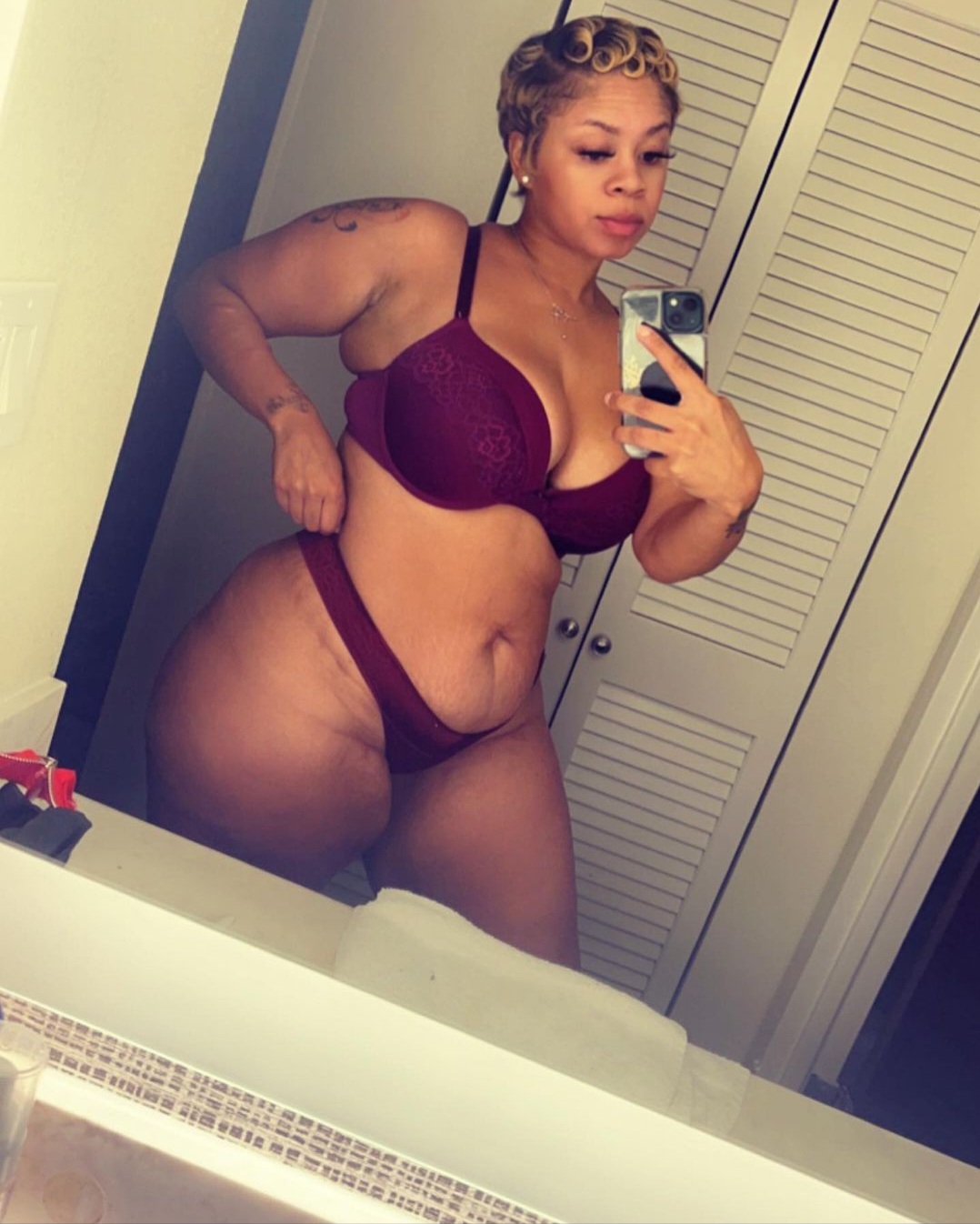 Redbone Slut Lovelysunshyne_
