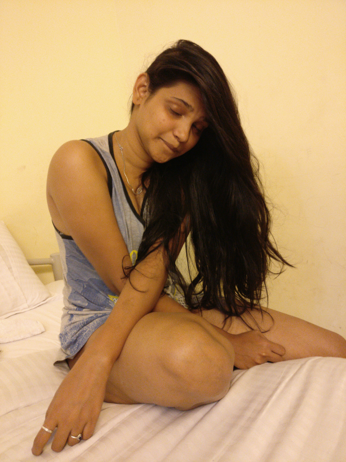 Bank hot girl nude 2