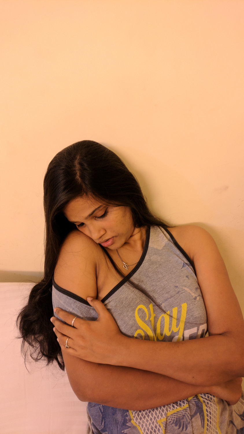 Bank hot girl nude 2