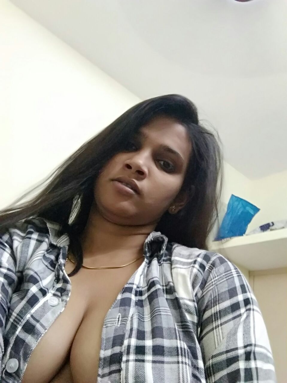 Bank hot girl nude 2