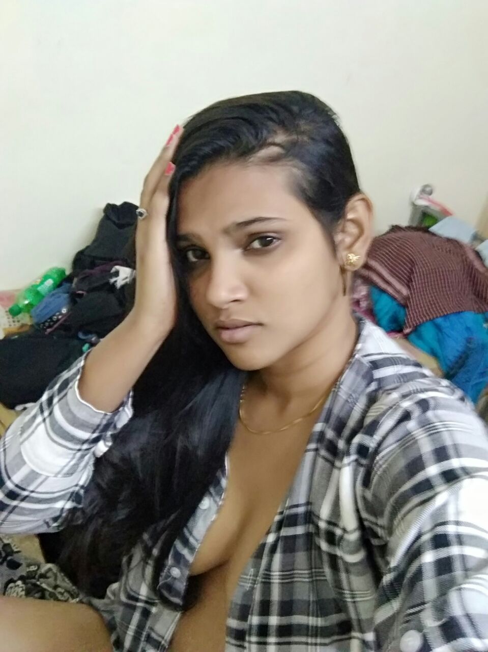 Bank hot girl nude 2