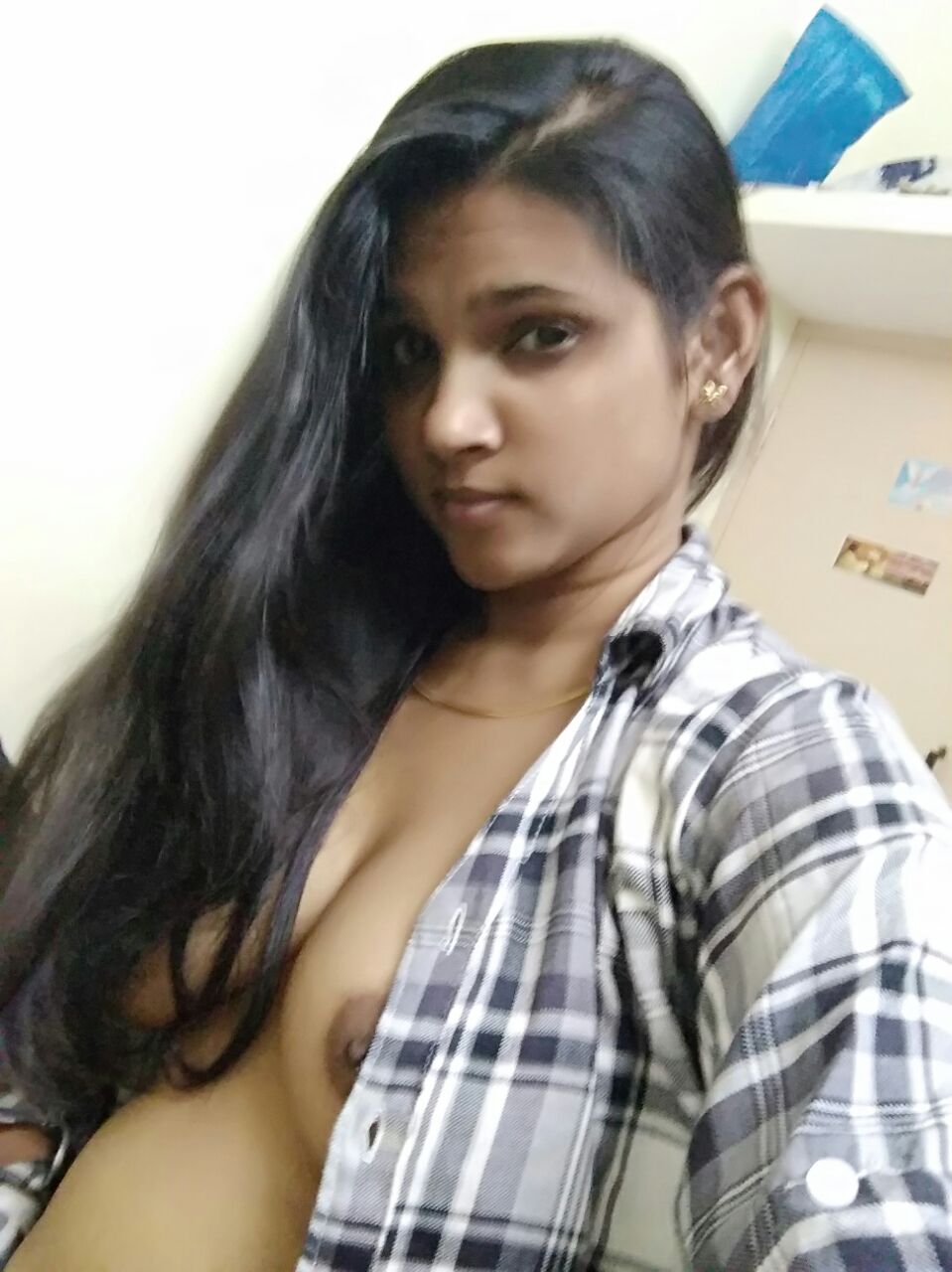 Bank hot girl nude 2