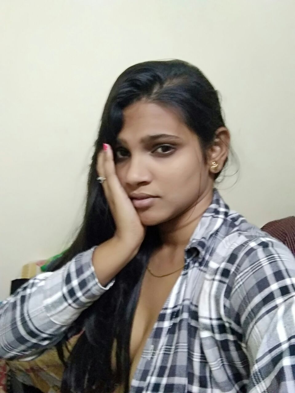 Bank hot girl nude 2