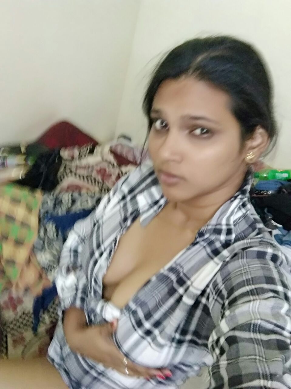 Bank hot girl nude 2