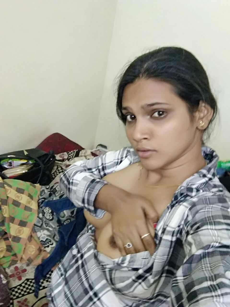 Bank hot girl nude 2