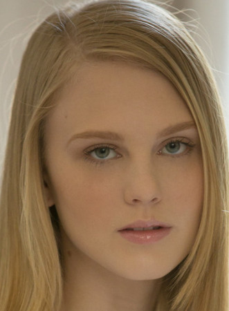 Lily Rader opens her vagina 3