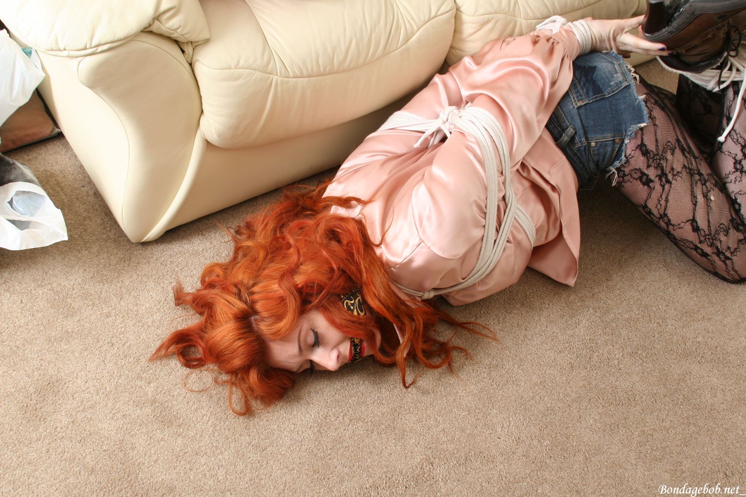 Tied Sexy Beauties 3-3