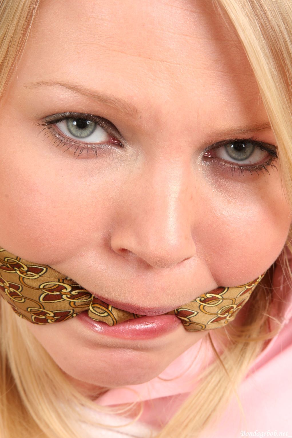 Tied Sexy Beauties 19-2