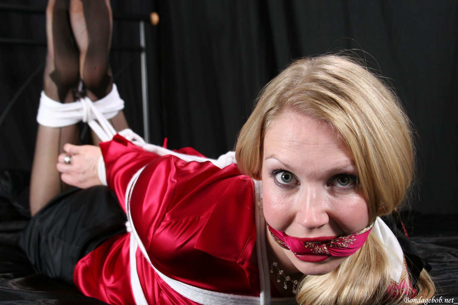 Tied Sexy Beauties 20-2