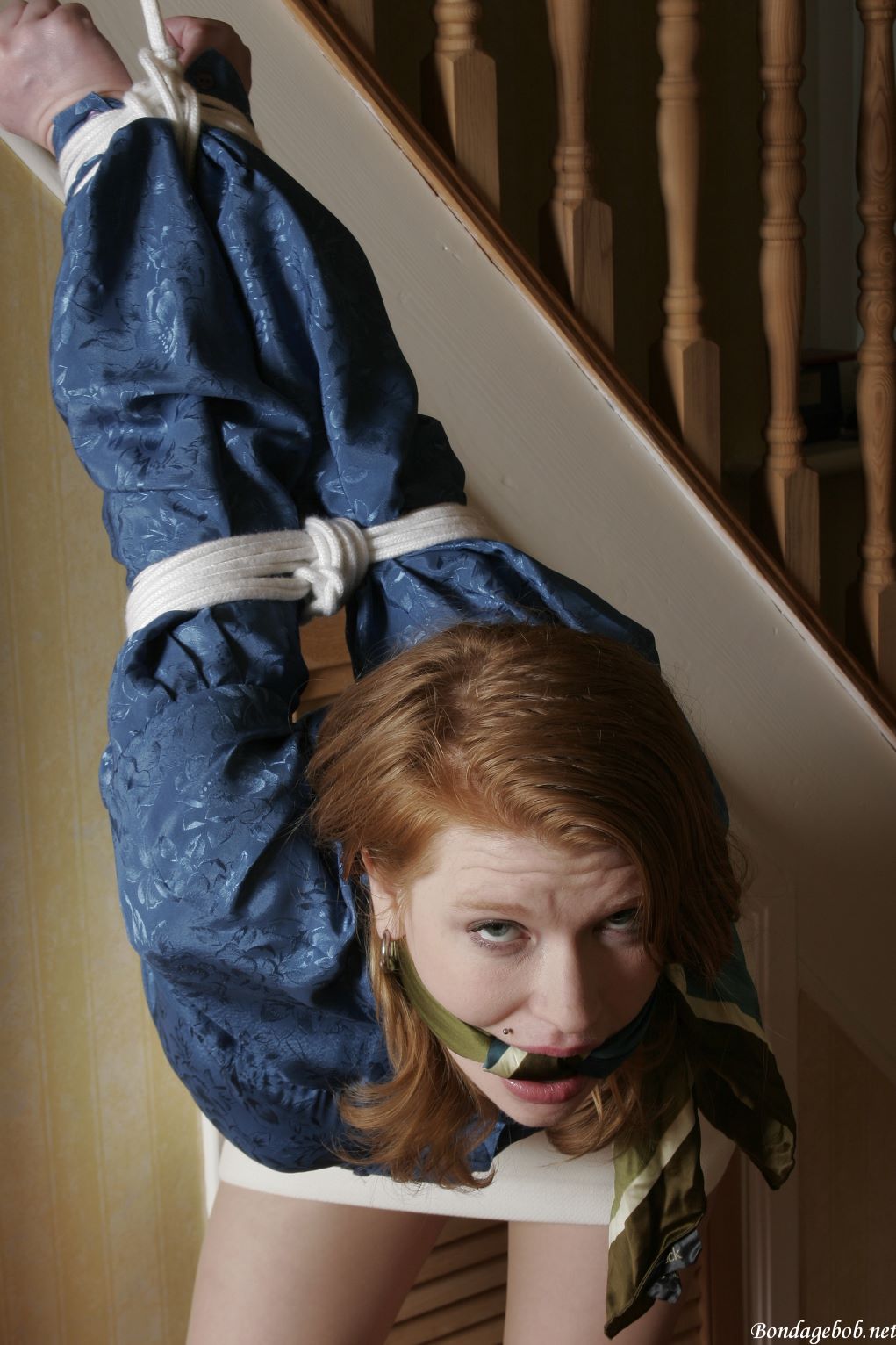 Tied Sexy Beauties 33-2