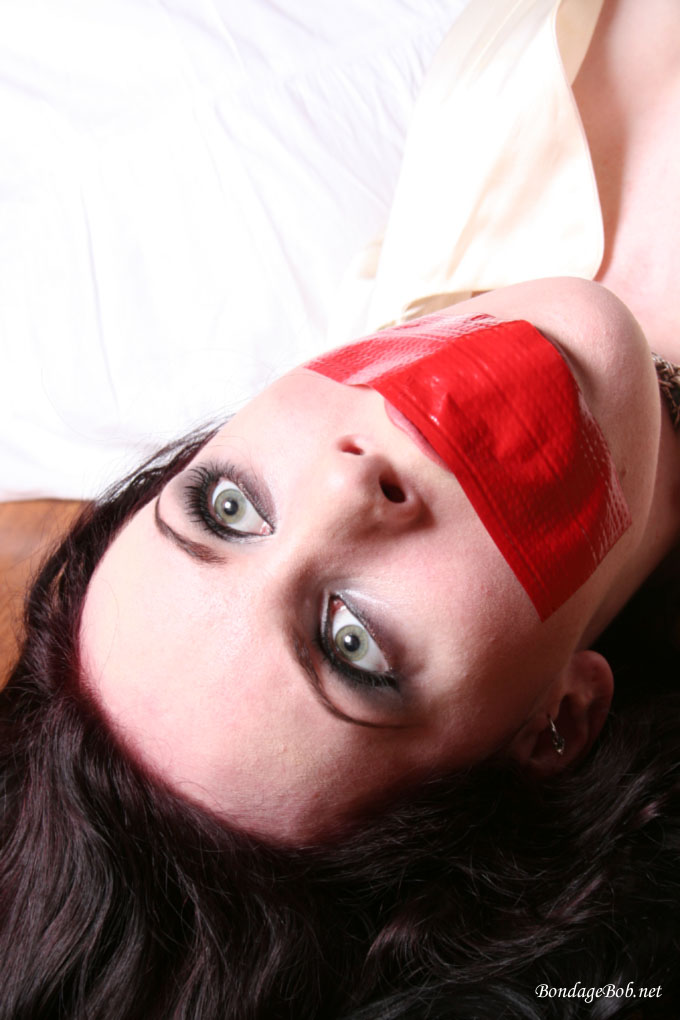 Tied Sexy Beauties 42-2