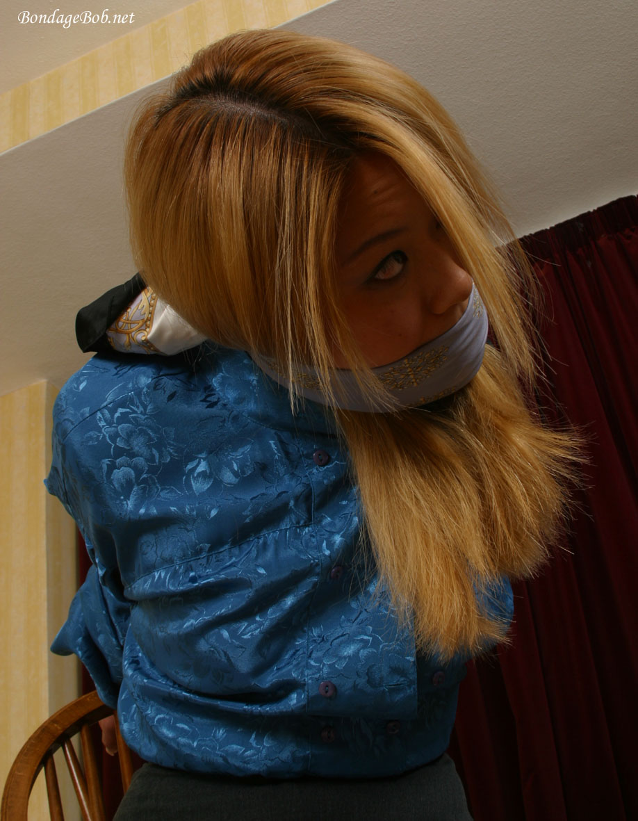 Tied Sexy Beauties 47-2