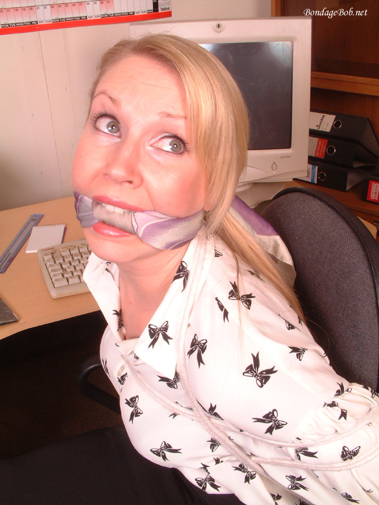 Tied Sexy Beauties 52-2