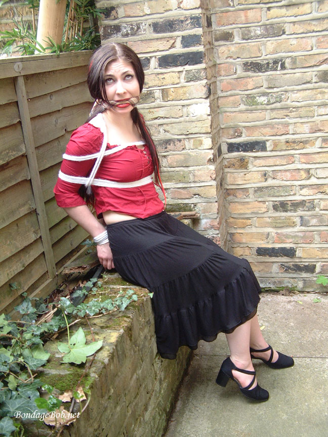 Tied Sexy Beauties 61-1