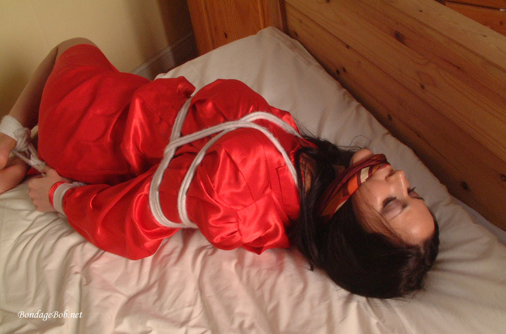 Tied Sexy Beauties 63-1