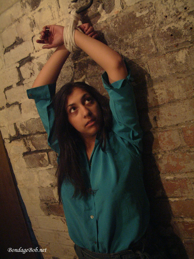 Tied Sexy Beauties 64-1