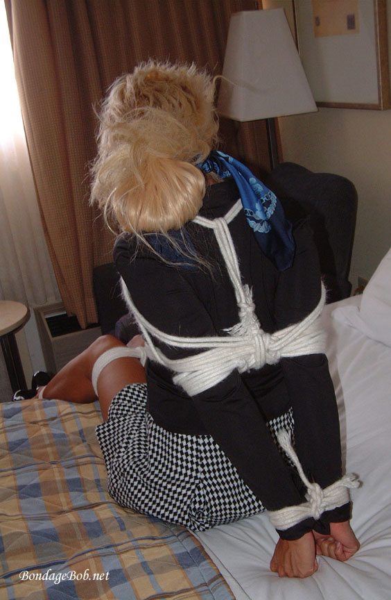 Tied Sexy Beauties 69-2