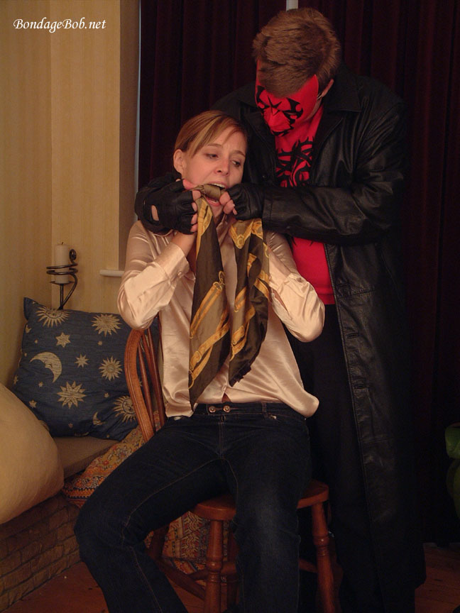 Tied Sexy Beauties 71-1