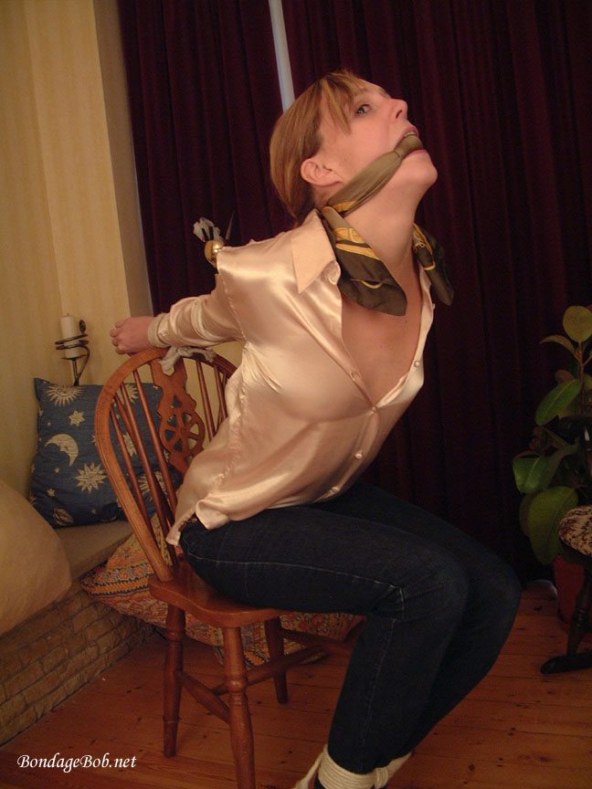 Tied Sexy Beauties 71-1