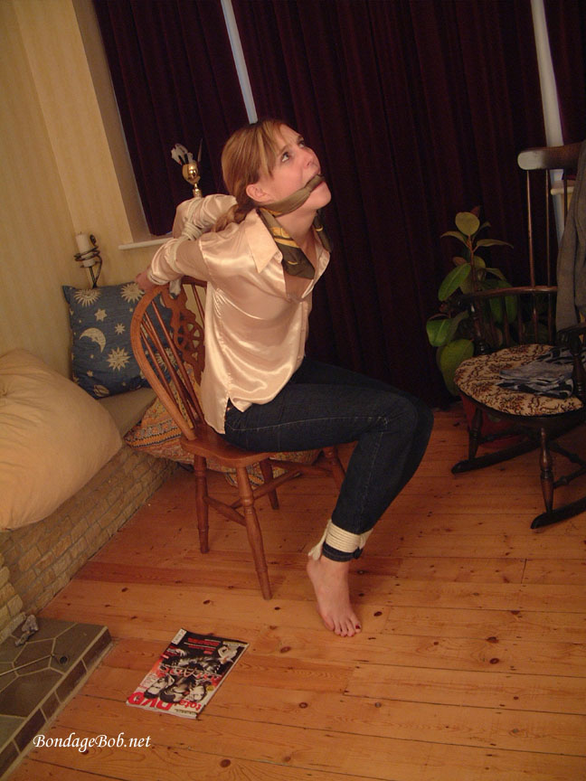 Tied Sexy Beauties 71-1