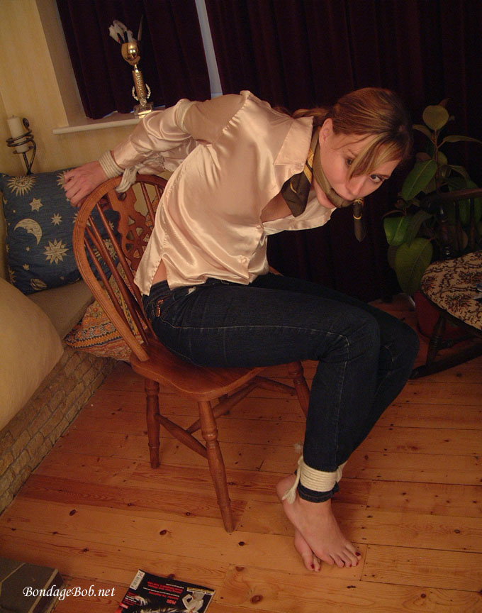 Tied Sexy Beauties 71-1