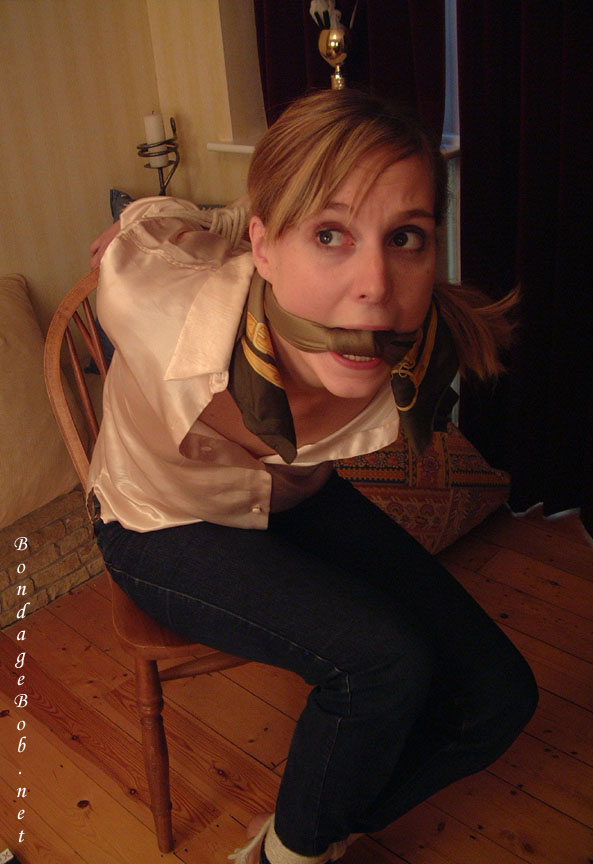 Tied Sexy Beauties 71-1