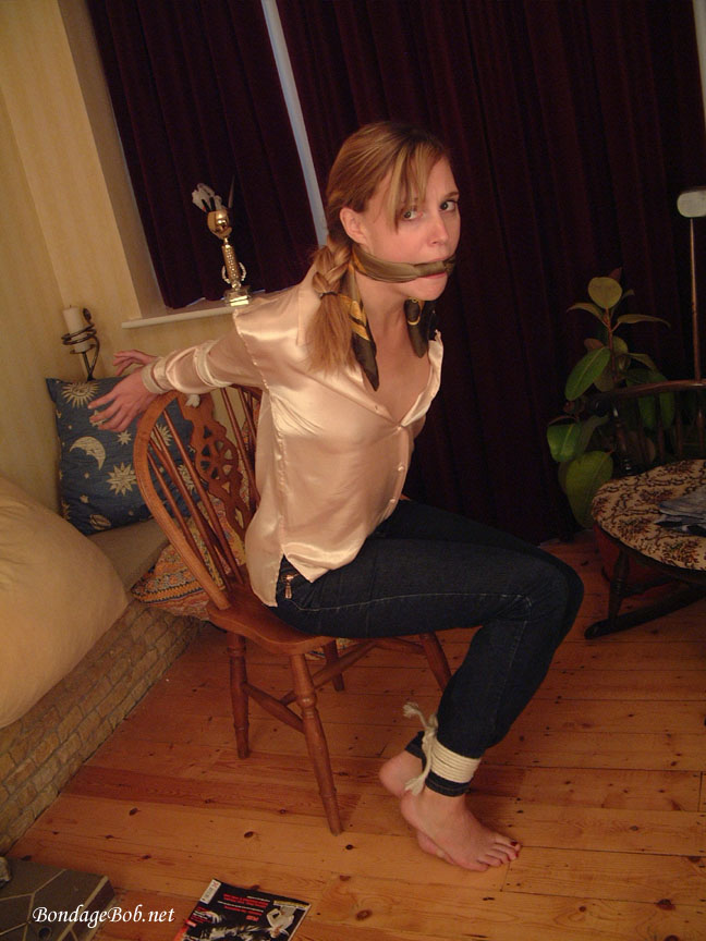 Tied Sexy Beauties 71-2