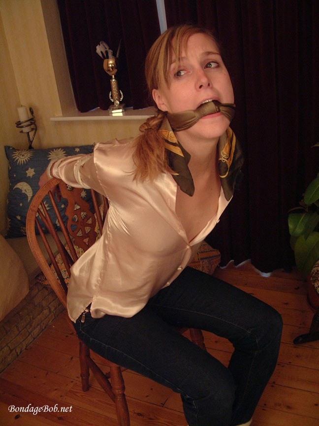 Tied Sexy Beauties 71-2