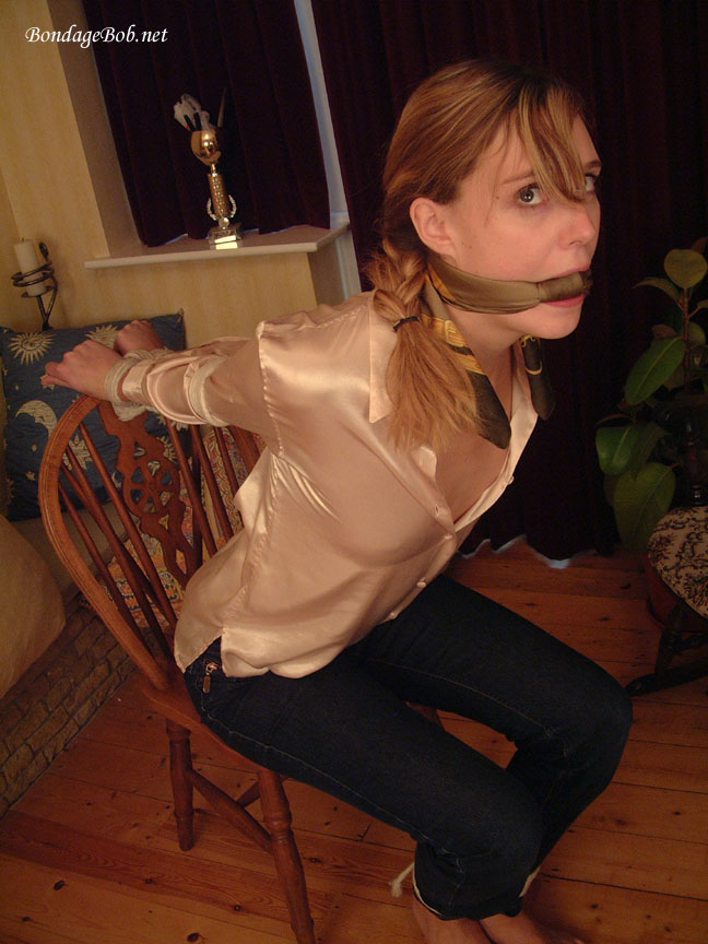 Tied Sexy Beauties 71-2