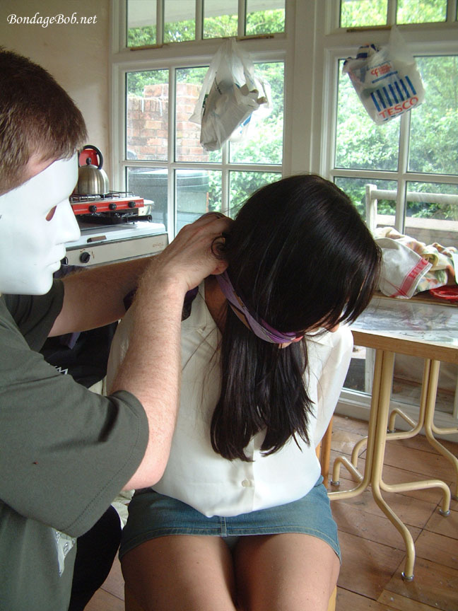 Tied Sexy Beauties 77-1